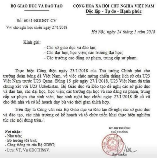 Bộ Giáo dục khẳng định công văn cho học sinh nghỉ học xem bóng đá là giả mạo ảnh 1